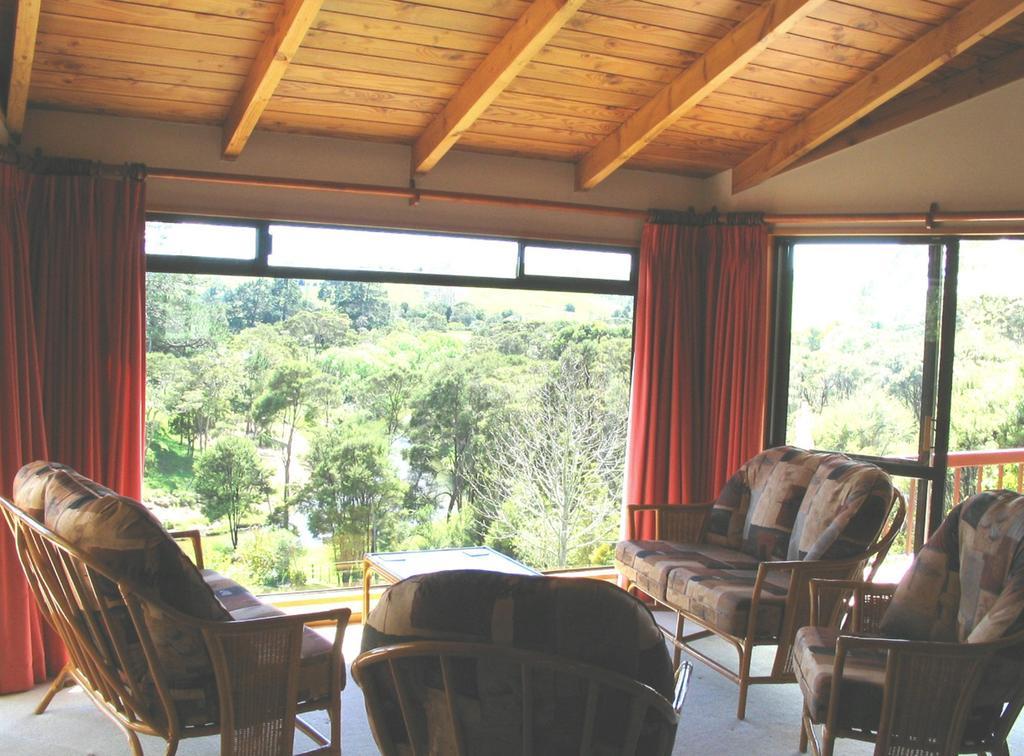 Morepork Riverside Lodge Paihia Exterior photo